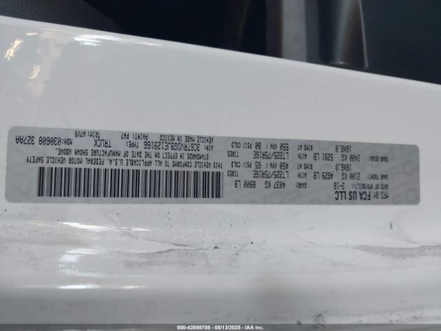 2018 RAM PROMASTER 2500 3C6TRVDG9JE129166 Photo 8