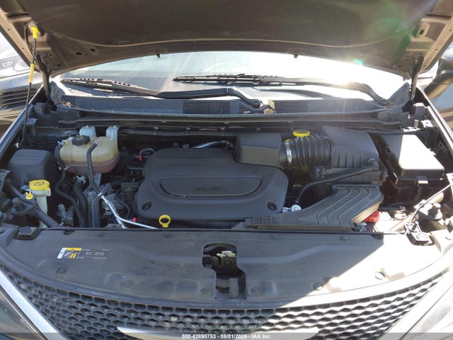 Chrysler Voyager 2021 2C4RC1DG1MR520988 Image 10