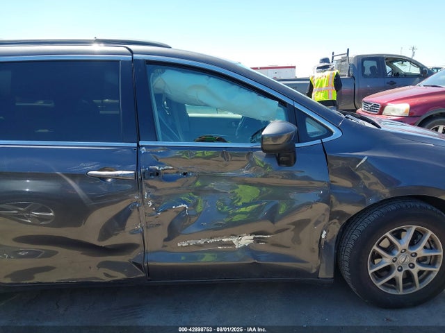 Chrysler Voyager 2021 2C4RC1DG1MR520988 Image 6