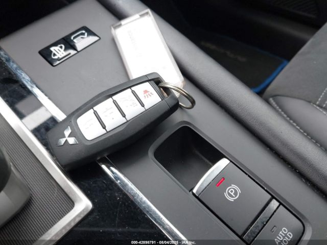 2023 MITSUBISHI OUTLANDER PHEV JA4T5UA98PZ062717 Photo 10