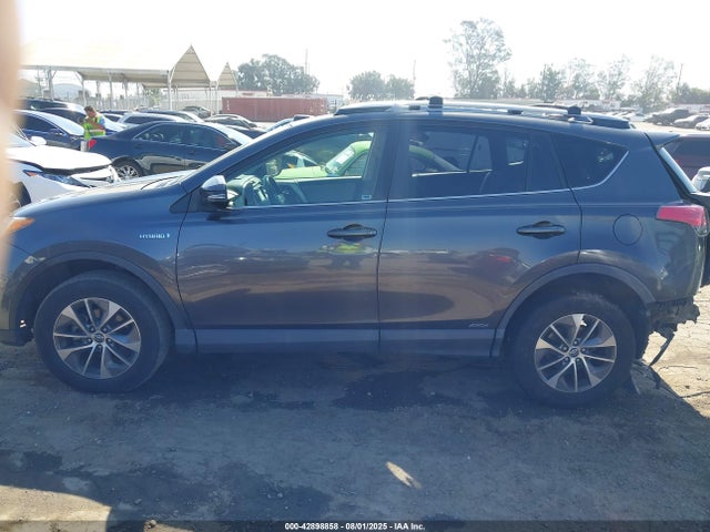 Toyota 2ar-fxe, 2jm+2fm 2017 JTMRJREV7HD063632 Image 15