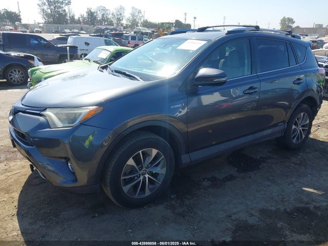 Toyota 2ar-fxe, 2jm+2fm 2017 JTMRJREV7HD063632 Image 2