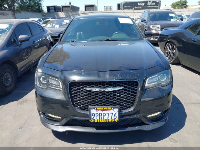 Chrysler 300 2017 2C3CCABG8HH560235 Image 12