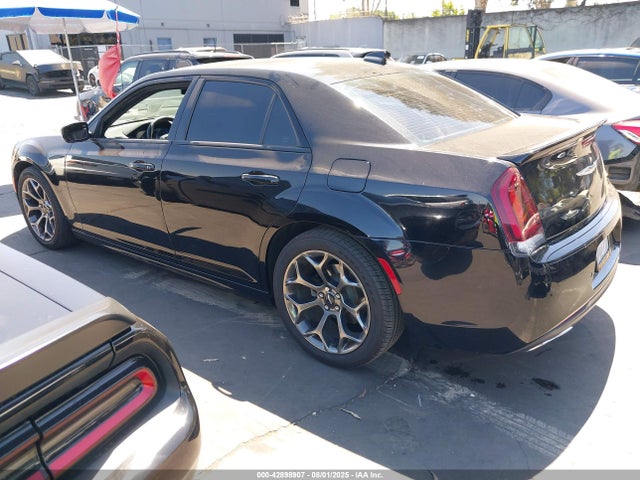 Chrysler 300 2017 2C3CCABG8HH560235 Image 3