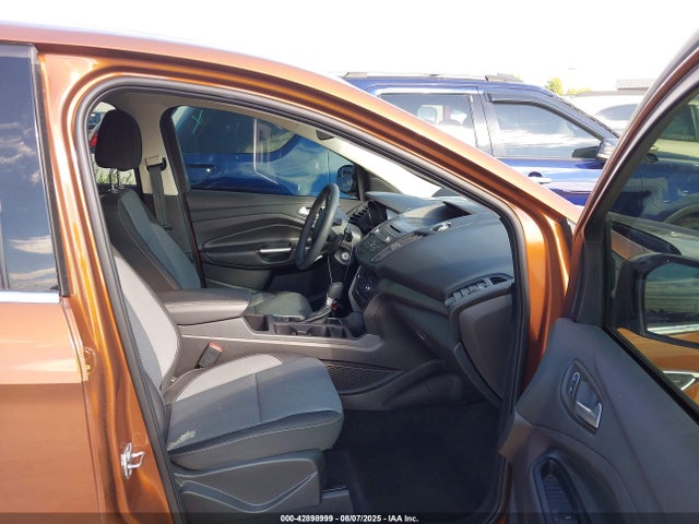 1FMCU0G91HUE09310 Ford 2017
