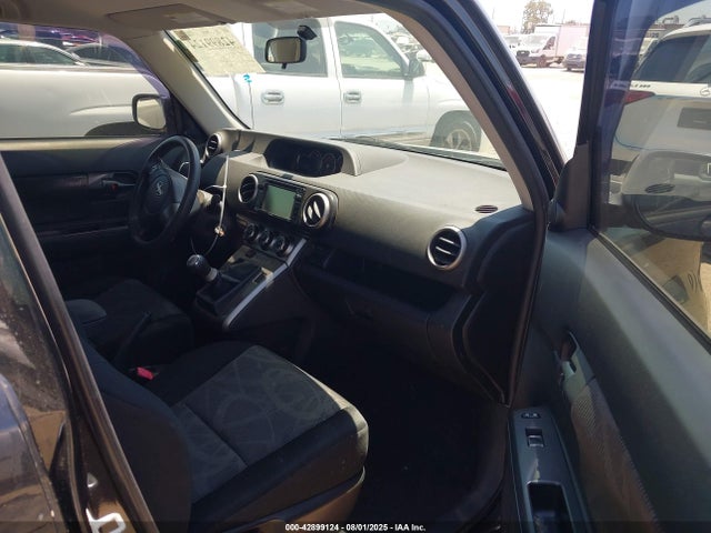 Scion 2az-fe 2014 JTLZE4FE3EJ060718 Image 5