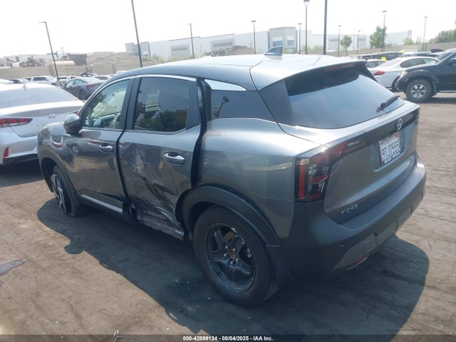 Nissan kicks mpv 2025 3N8AP6CA1SL385246 Image 15