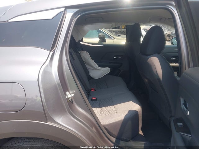 Nissan kicks mpv 2025 3N8AP6CA1SL385246 Image 8