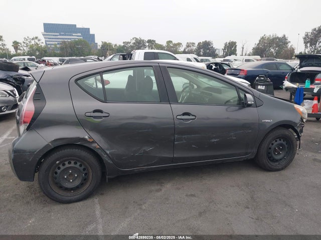 JTDKDTB32G1125740 Toyota 1nz-fxe+1lm