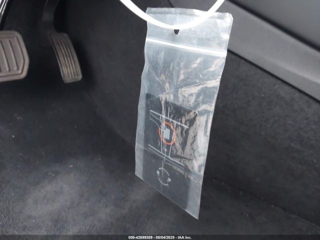 2023 TESLA MODEL 3 5YJ3E1EA0PF709075 Photo 10