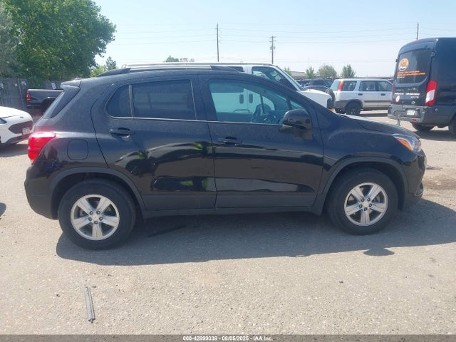 Chevrolet le2 2021 KL7CJPSM0MB364896 Image 13