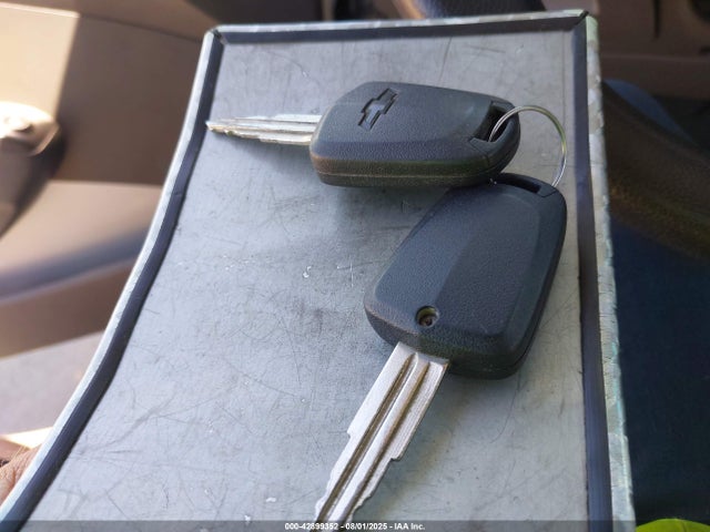 Chevrolet ll0 2015 KL8CB6S95FC809161 Image 11