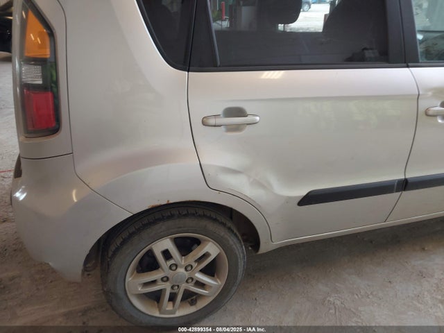 42899354 :رقم المزاد ، KNDJT2A21B7266273 vin ، 2011 Kia Soul + مزاد بيع