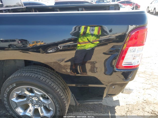 RAM 1500 2022 1C6RREBT3NN219022 Image 21