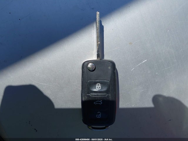 Volkswagen 2014 2014 3VWL17AJ2EM379790 Image 11