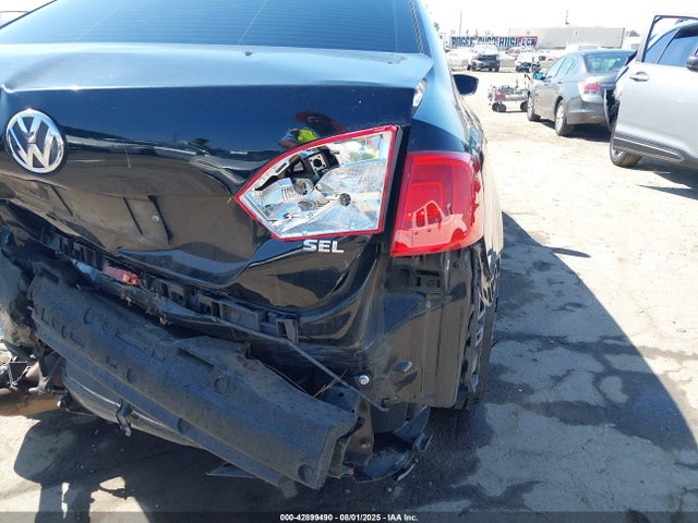 Volkswagen 2014 2014 3VWL17AJ2EM379790 Image 18