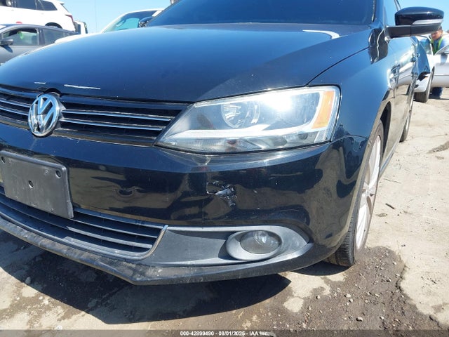 Volkswagen 2014 2014 3VWL17AJ2EM379790 Image 21