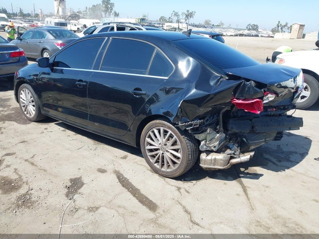 Volkswagen 2014 2014 3VWL17AJ2EM379790 Image 3