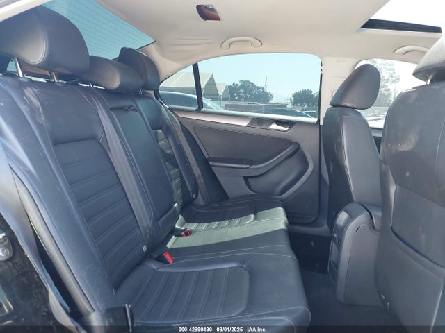 Volkswagen 2014 2014 3VWL17AJ2EM379790 Image 8