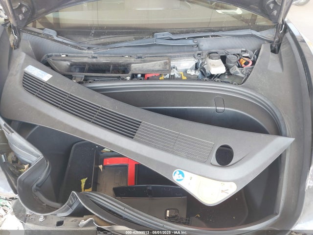 2018 TESLA MODEL 3 5YJ3E1EA1JF023747 Photo 9