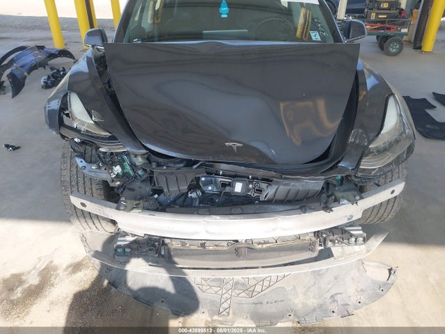 2018 TESLA MODEL 3 5YJ3E1EA1JF023747 Photo 5