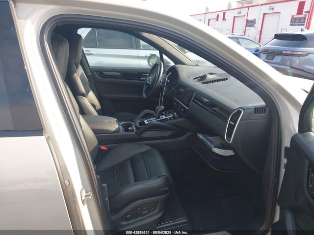 Porsche Cayenne 2022 WP1AA2AY4NDA06187 Image 5