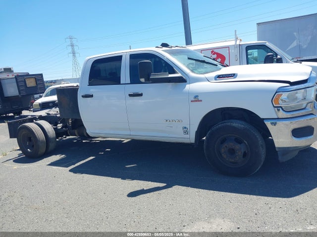 42899653 :رقم المزاد ، 3C7WRSCL3MG553618 vin ، 2021 Ram 3500 Chassis Tradesman/slt/laramie/limited مزاد بيع