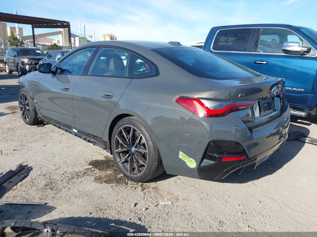 BMW I4 2023 WBY33AW01PFR09677 Image 3
