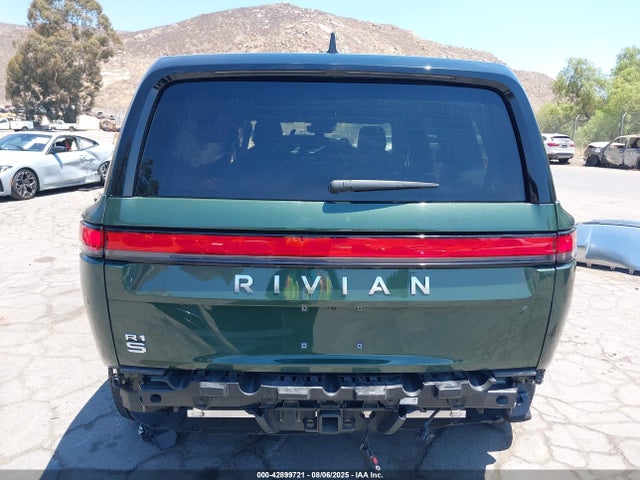 Rivian R1s 2023 7PDSGBBA0PN016680 Image 17