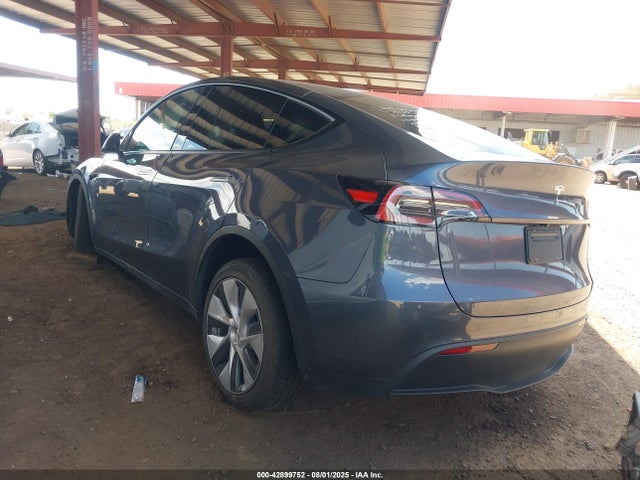 2023 TESLA MODEL Y 7SAYGDED8PF958819 Photo 2