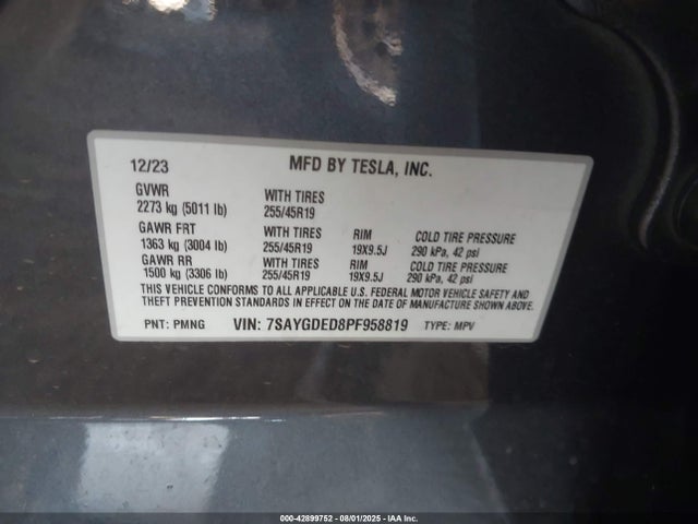 2023 TESLA MODEL Y 7SAYGDED8PF958819 Photo 8
