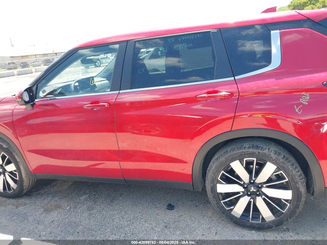 Mitsubishi Outlander 2025 JA4J3VA85SZ039060 Image 14