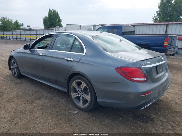 WDDZF4KB5JA338605 Mercedes-Benz m274