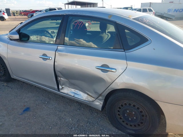 3N1AB7APXGY267815 Nissan Sentra