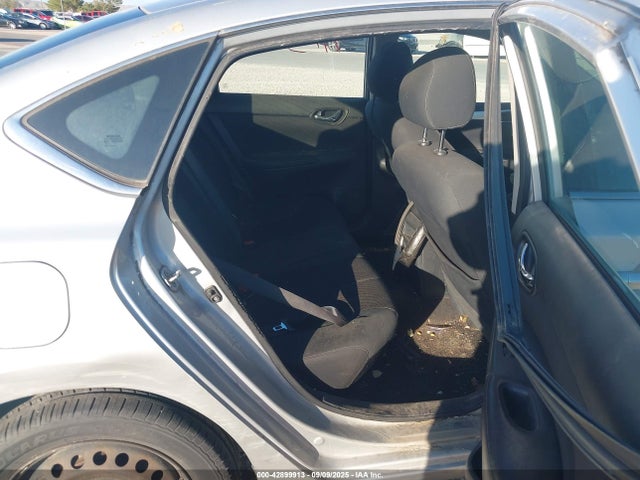 3N1AB7APXGY267815 Nissan Sentra