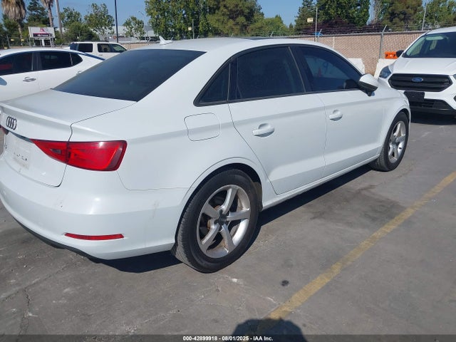 2015 AUDI A3 WAUACGFF2F1031881 Photo 3