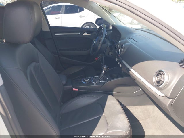 2015 AUDI A3 WAUACGFF2F1031881 Photo 4