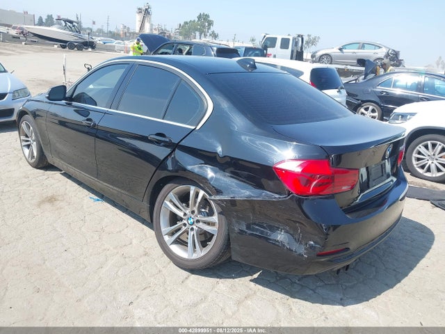 WBA8B9G32HNU54523 BMW 330I