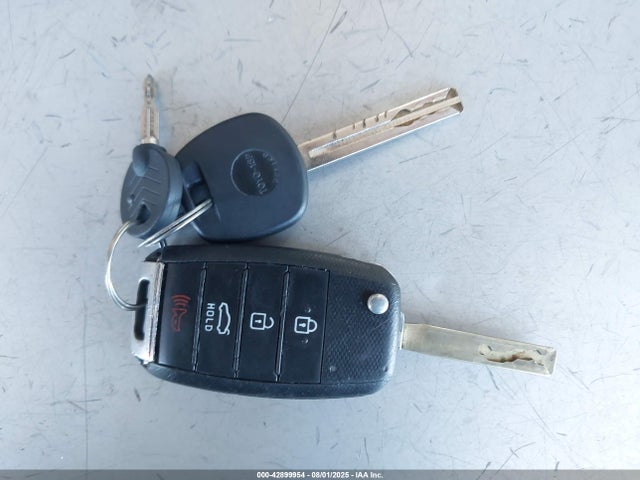 5XXGT4L39HG172489 KIA g 2.4 dohc gdi