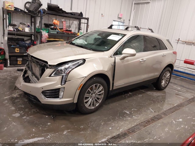 2017 CADILLAC XT5 1GYKNDRS8HZ138098 Photo 1