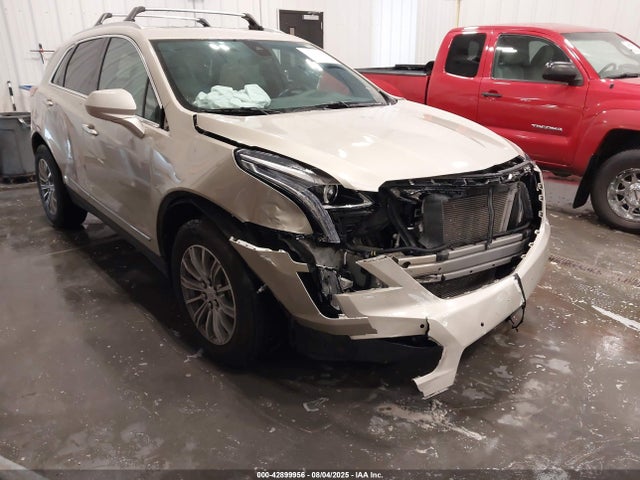 2017 CADILLAC XT5 1GYKNDRS8HZ138098 Photo 5