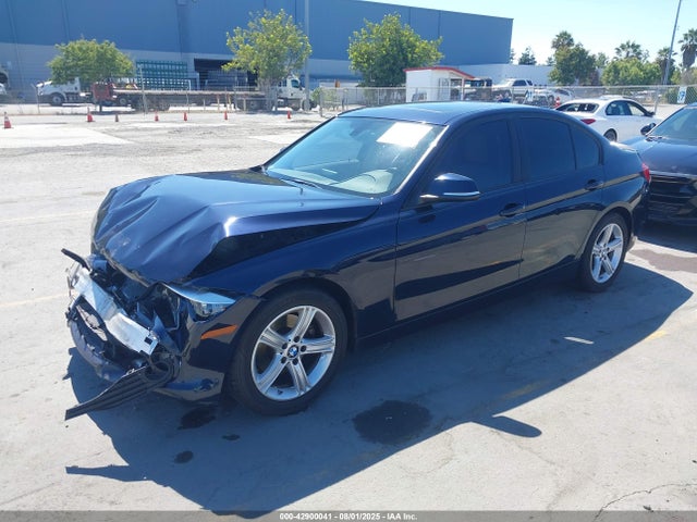 BMW 2015 2015 WBA3B1G51FNT05109 Image 2