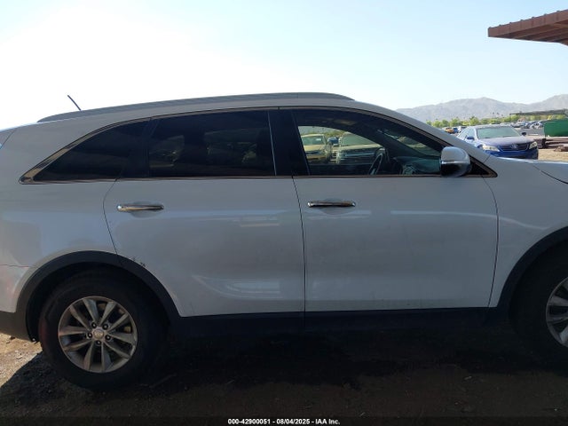 5XYPG4A39HG284101 KIA 2017
