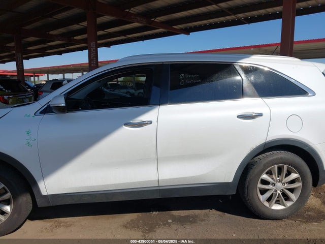 5XYPG4A39HG284101 KIA 2017