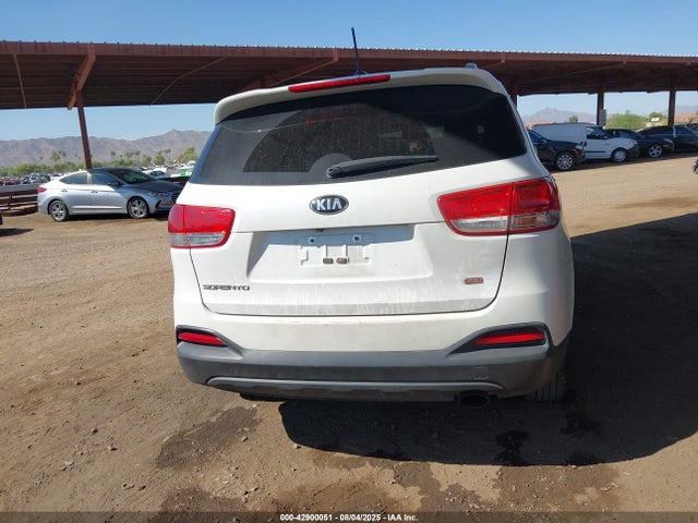 5XYPG4A39HG284101 KIA 2017