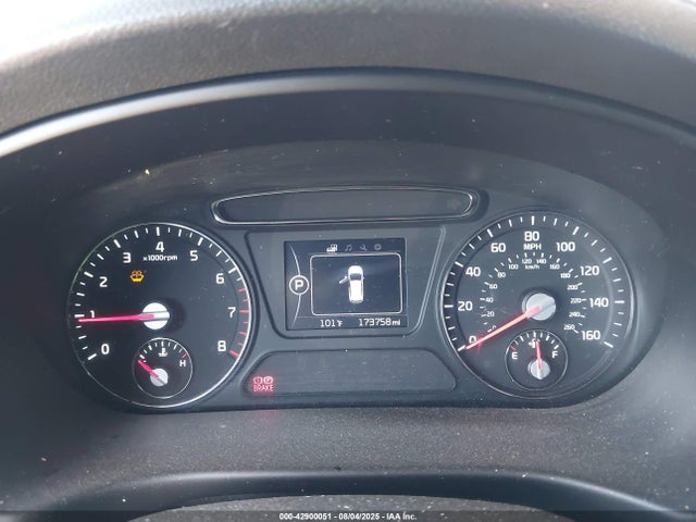 5XYPG4A39HG284101 KIA 2017