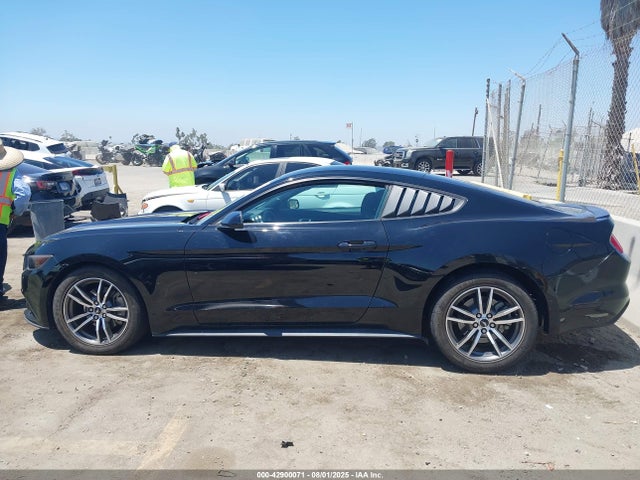 Ford 2.3l 4v premium fuel 2017 1FA6P8TH2H5291756 Image 14
