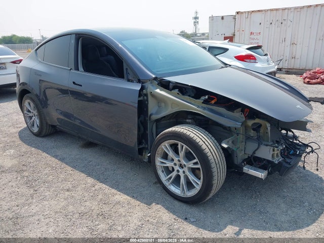 2021 TESLA MODEL Y 5YJYGDEE5MF222969 Photo 0