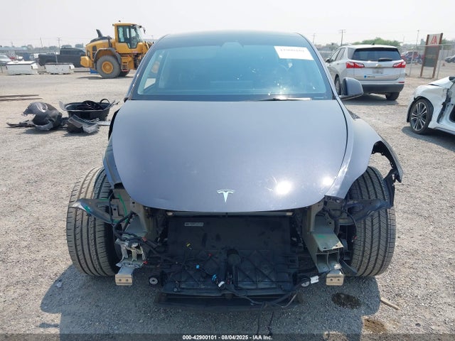5YJYGDEE5MF222969 Tesla 2021