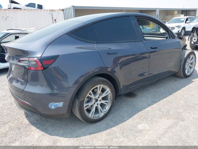 2021 TESLA MODEL Y 5YJYGDEE5MF222969 Photo 3